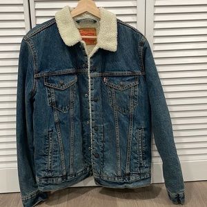 Men’s Levi’s Denim Sherpa Jacket Size Medium